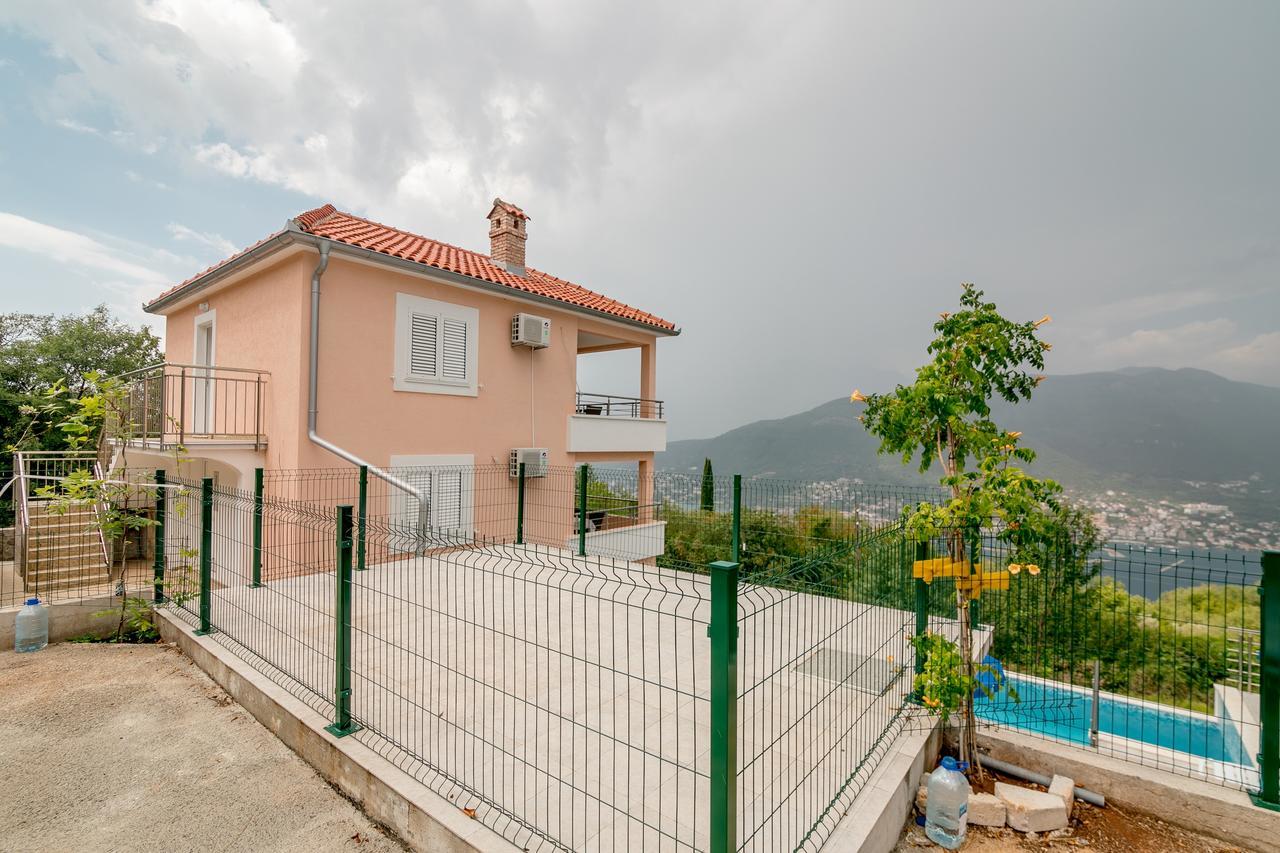 Apartments Mitrovic لوستيكا المظهر الخارجي الصورة