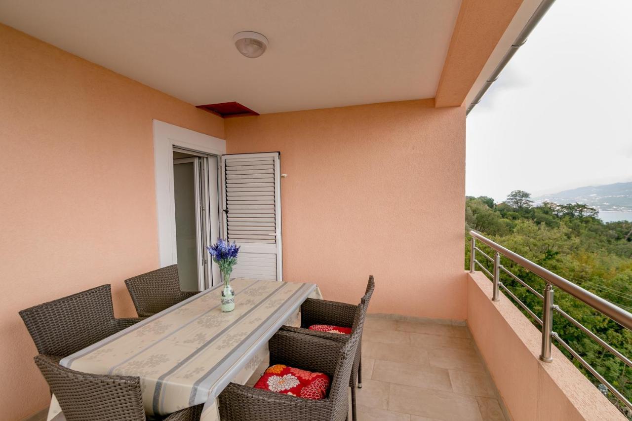 Apartments Mitrovic لوستيكا المظهر الخارجي الصورة